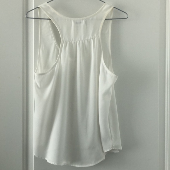 Garage Sleeveless Blouse - Picture 2 of 6